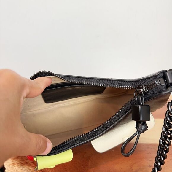 Pre-Owned Tory Burch Small Mercer Multi Pocket‎ Shoulder Bag - Picture 11 of 17